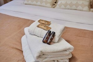 Dusche, Haartrockner, Shampoo
