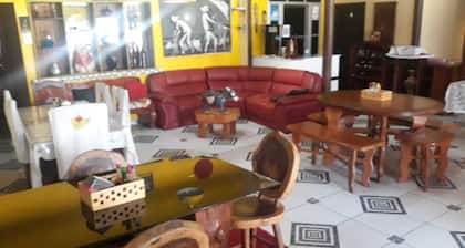 HOTEL E RESTAURANTE MAMÃE QUERO MAIS