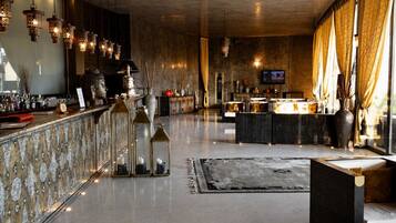 Bar (in der Unterkunft)