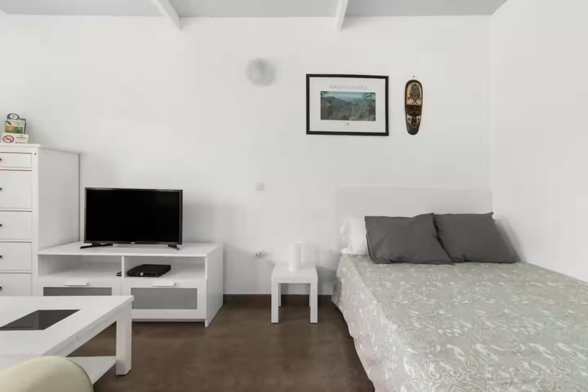 1 bedroom, iron/ironing board, free WiFi