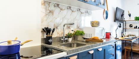Classic Apartment | Private kitchen