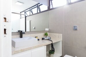 Apartment | Badezimmer
