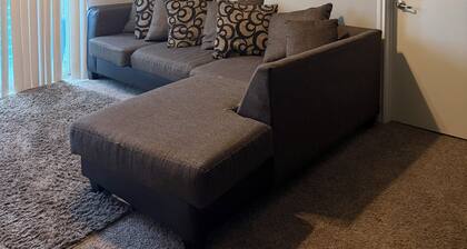 Cozy 2-bedroom apartment in delightful Forney with AC and gym