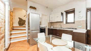 Condo | Private kitchen