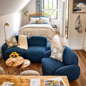 1 bedroom, WiFi, bed sheets - Peaceful studio Loft, in charming Davidson (Davidson)
