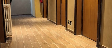 Dormitorio compartido, solo para mujeres | Interior