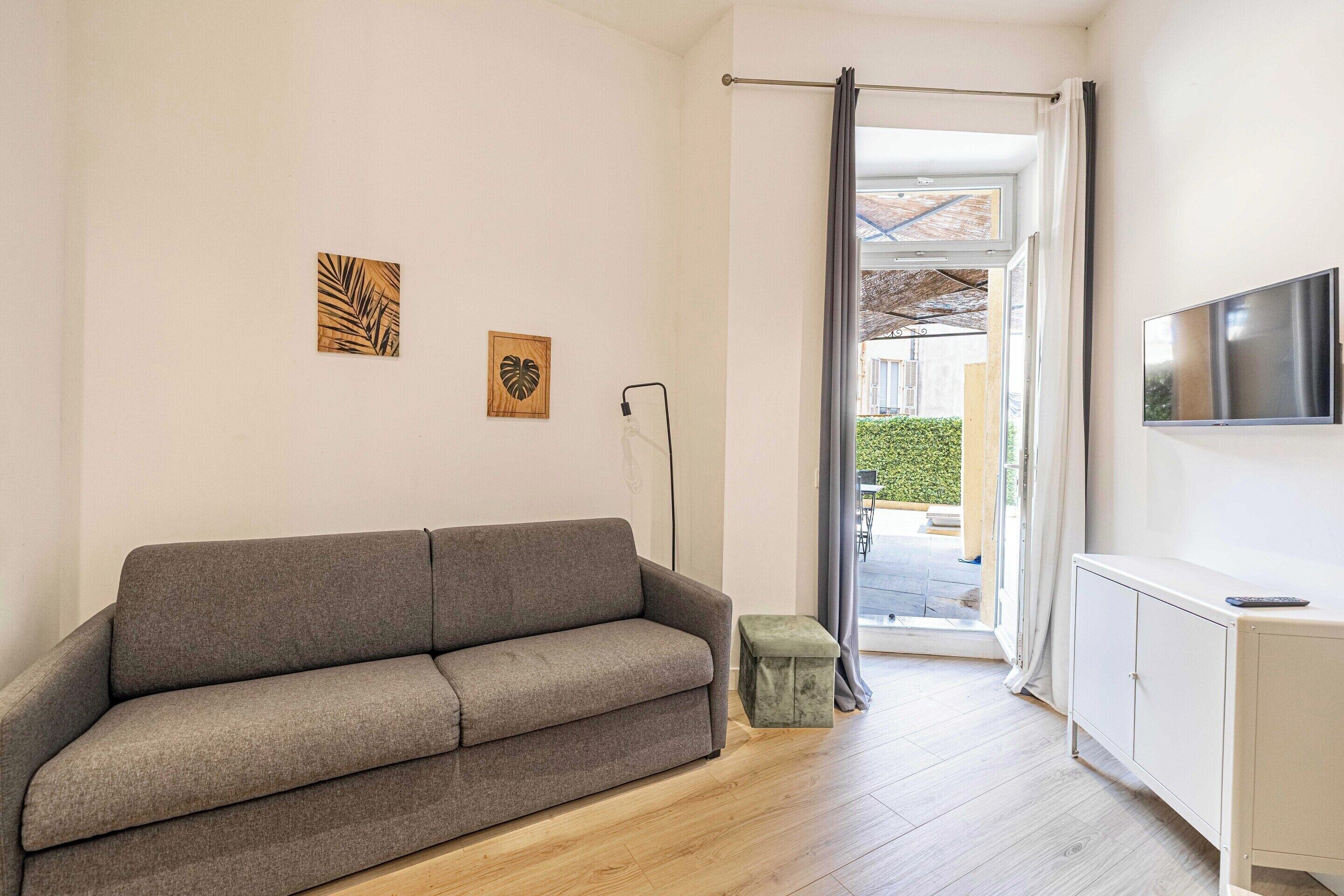 Apartment | Living area