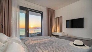 4 slaapkamers, een strijkplank/strijkijzer, wifi, beddengoed