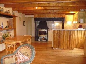 Dining - Vrbo Property (Mouret)