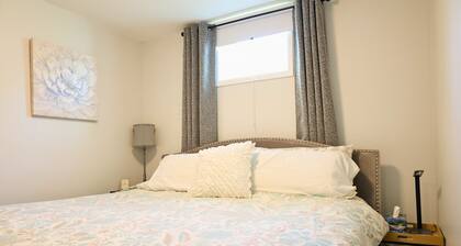 The Tower Inn - Central Apartment Newly Renovated