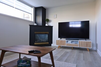 The Tower Inn - Central Apartment Newly Renovated