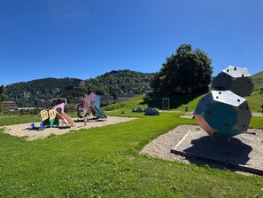 Children’s area - Chalet del Borgo 24 Prato Nevoso – Charming Wooden Apartment with Mountain Views (Frabosa Sottana)