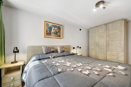 Holiday Home 'Lueur De La Rouja' with Mountain View
