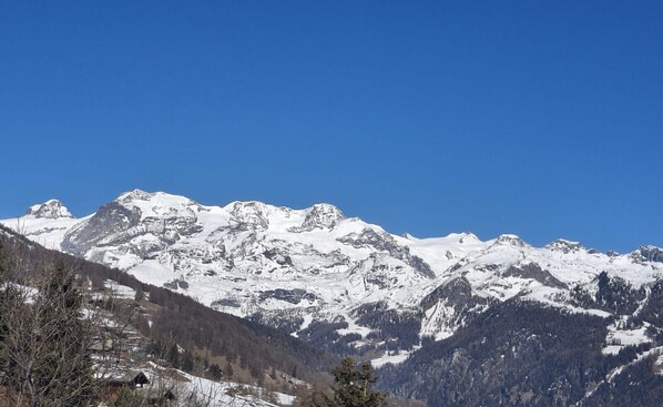Miscellaneous - Holiday Home 'Lueur De La Rouja' with Mountain View (Champoluc)
