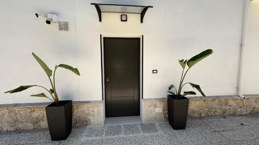 Camera Comfort con letto matrimoniale o 2 letti singoli, non fumatori, vista giardino | Dettaglio esterni