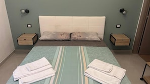 Comfort Double or Twin Room, Non Smoking, Garden View - Villa Maryam (Agrigento)