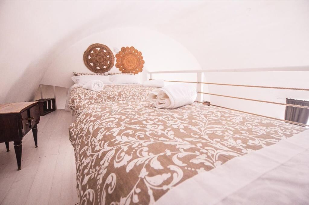 Estudi | Cortines opaques i habitacions insonoritzades 