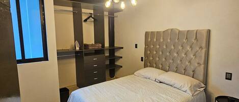 2 habitaciones y ropa de cama