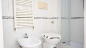 Shower, bidet, towels