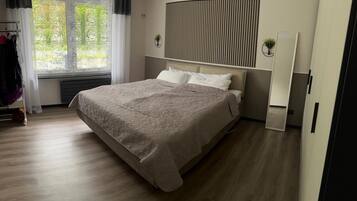 2 Schlafzimmer, Bügeleisen/Bügelbrett, WLAN, Bettwäsche