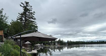 Modern lakefront island view cottage