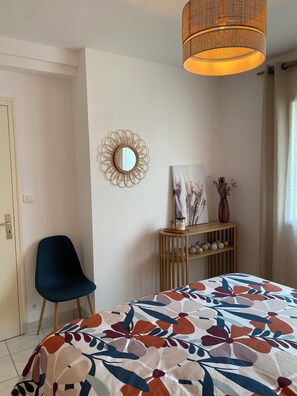Room - Vrbo Property (Guilvinec)