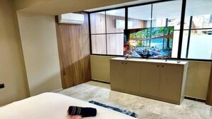 1 habitación, tabla de planchar con plancha, wifi y ropa de cama 