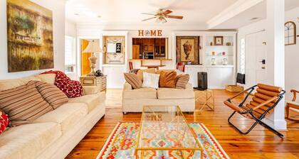 Rare 3-Bedroom Private Hideout @ Historic Occoquan, Short Drive to Washington DC