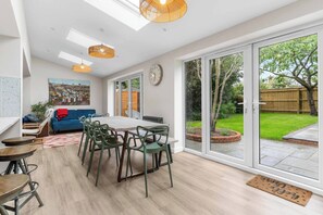 Interior - Spacious & Sunny Cottage Close to Suffolk Coast (Blythburgh)