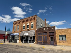 Exterior - The Loft on Main, Sleeps 8, just 7mi from Brookings (Volga)