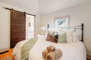 2 Schlafzimmer, Bügeleisen/Bügelbrett, kostenloses WLAN, Bettwäsche