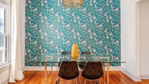 Dining - Nestled on New Bern - Bright Bungalow Downtown (Raleigh)