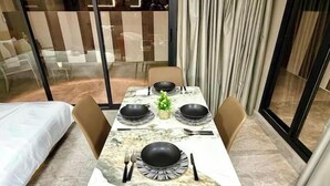 Dining - Reda's'Apparts (Luxury right in the heart of downtown!) (Fes)