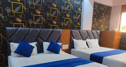 HOTEL NEELKANTH PALACE MOTERA