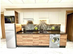 Private kitchen - Reda's'Apparts (Luxury right in the heart of downtown!) (Fes)