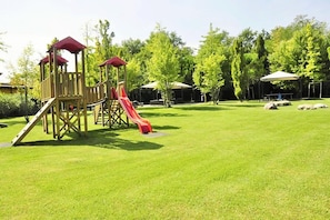 Children’s area - Borgo Torchio F23 by Bookinggardalake (Manerba del Garda)