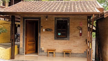 Chalet Comfort, beranda, pemandangan halaman | Detail eksterior