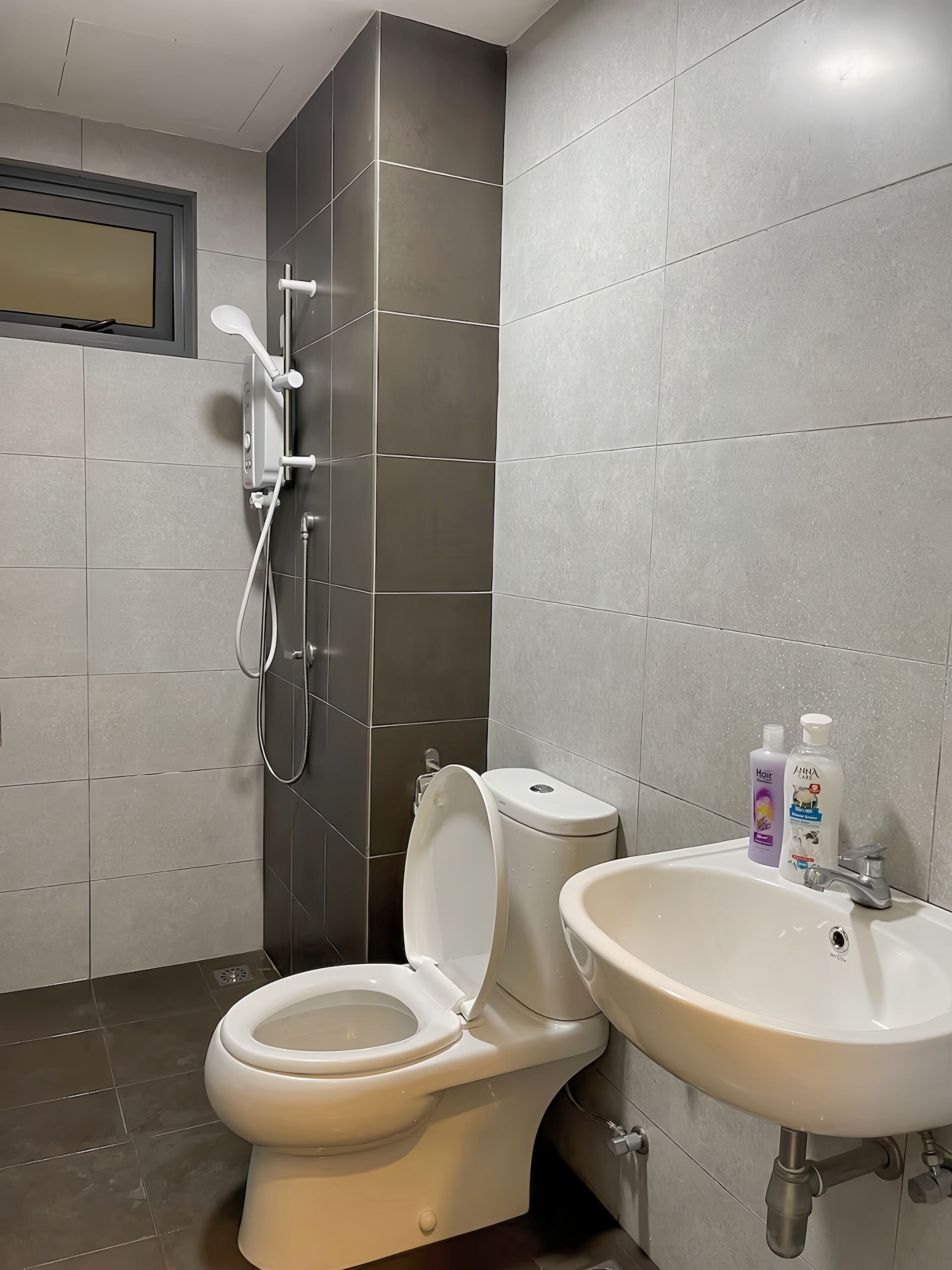 Studio, City View | Bathroom