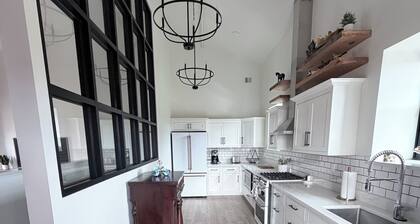 2-bedroom/2-bath Condo in the Heart of Marquette on the Shores of Lake Superior