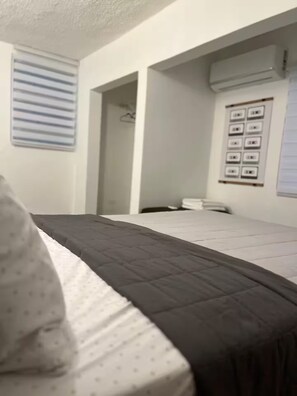 Room - Carolina 7 min Aeropuerto Seguridad Placas Solares (Carolina)