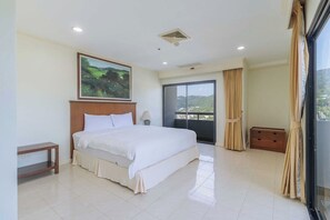 Room - Patong Tower Biggest Steps to Beach Bangla C284 (Tambon Patong)