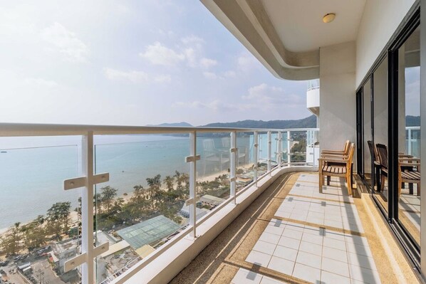 Property grounds - Patong Tower Biggest Steps to Beach Bangla C284 (Tambon Patong)