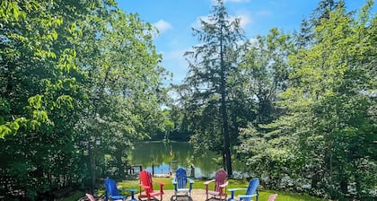 Big Rideau Lake Cottage | Hot tub | Kayaks | Dock