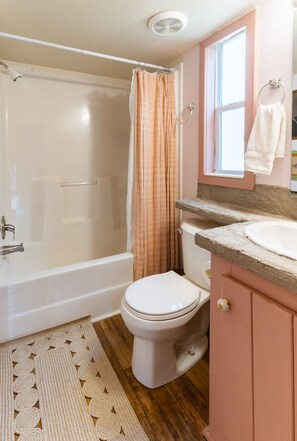 Bathroom - The Pink Pony Tiny House at Lake Travis (Austin)
