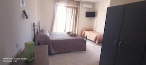 Classic Triple Room, Balcony, Courtyard View