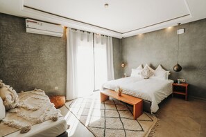 Habitación doble Confort, vista al jardín | Caja de seguridad en la habitación y wifi gratis 