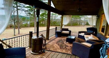 2 Story lakefront home- on the Narrow's of Greers Ferry Lake