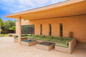 Terrace/patio - Luxury Villa with 6 Suites / Swimming Pools / Service / Amelkis Golf Club, Marrakech (Marrakech)