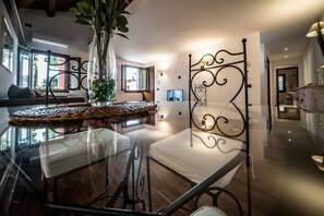 Interior - Designer Venice Apartment Near Guggenheim Museum (Venezia)