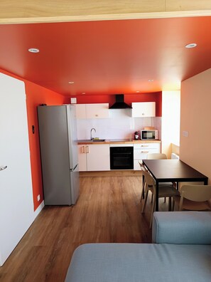 Private kitchen - Duplex indépendant (Joncy)